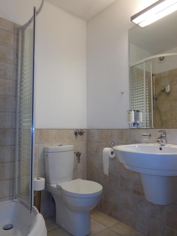 Hotel Via Appia Raszyn Zimmer foto