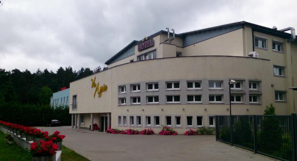 Hotel Via Appia Raszyn Exterior foto